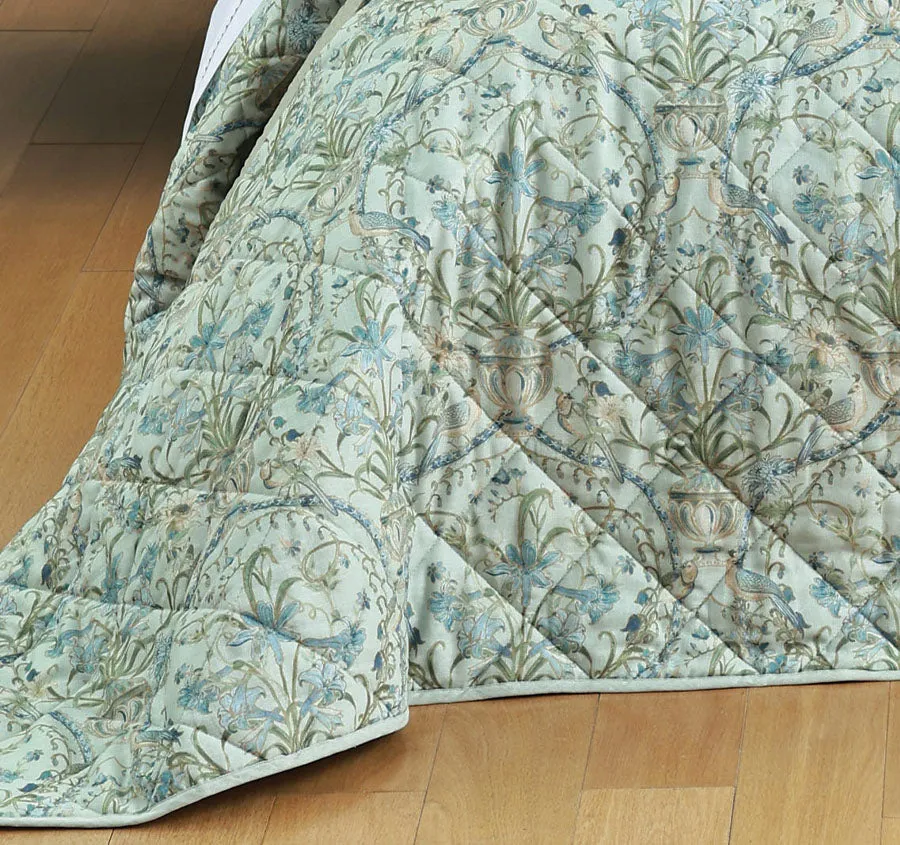 Augusta Coverlet Set Range Multi