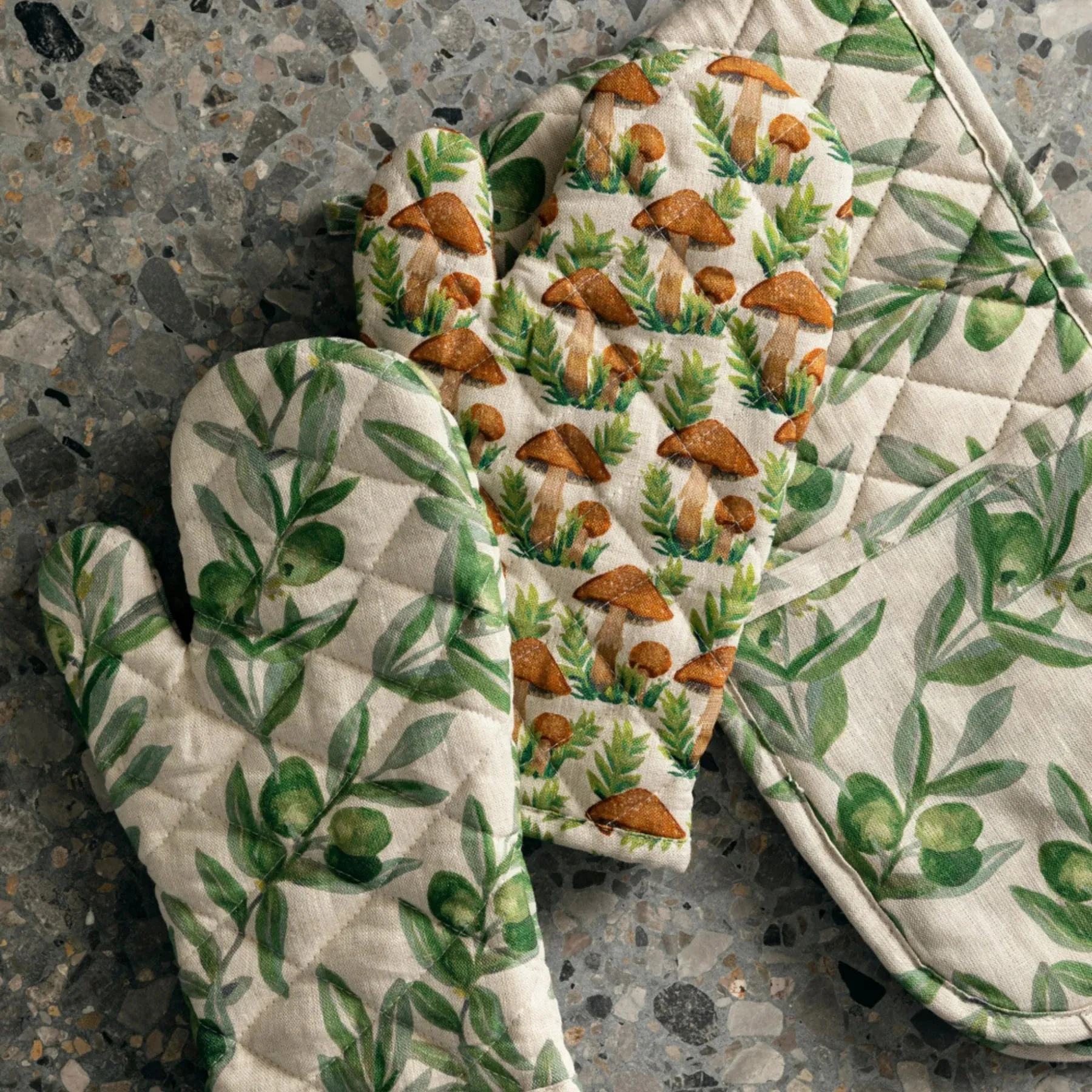 Bonnie & Neil Long Pot Holder Olive Green