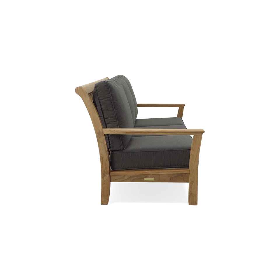 CHELSEA SOFA