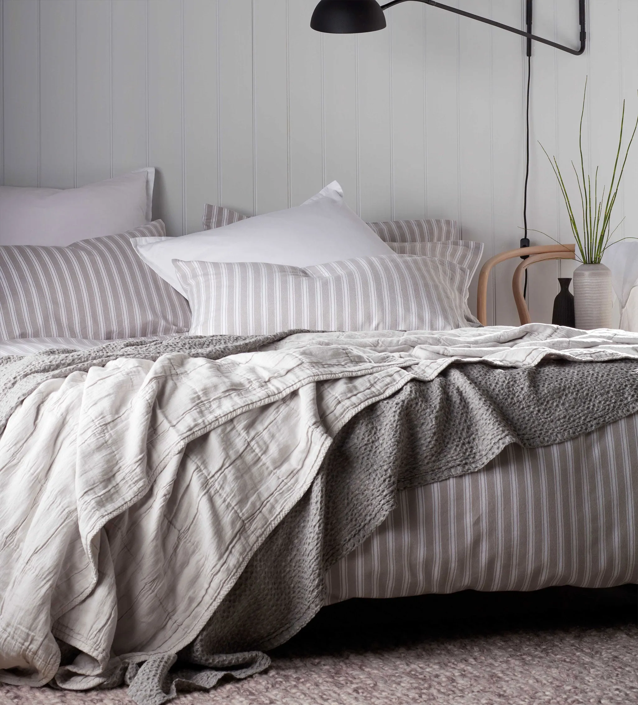 Pebble Grey Finn 100% Cotton Quilted Throw