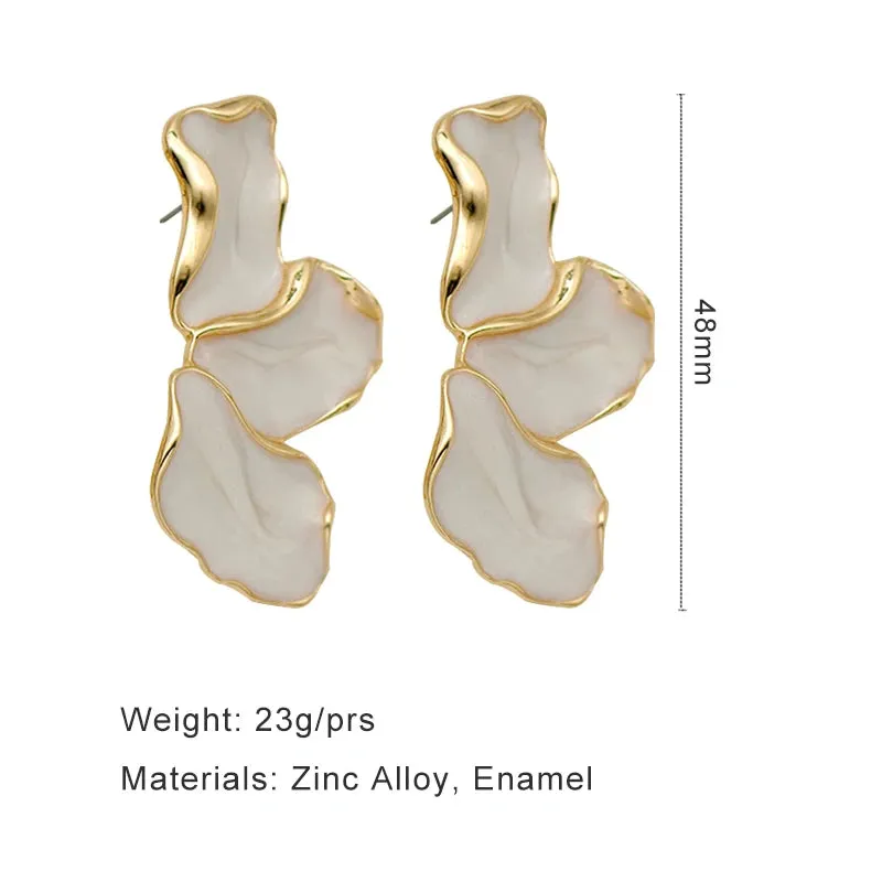 TEEK - Irregular Metal Cream Petal Earrings