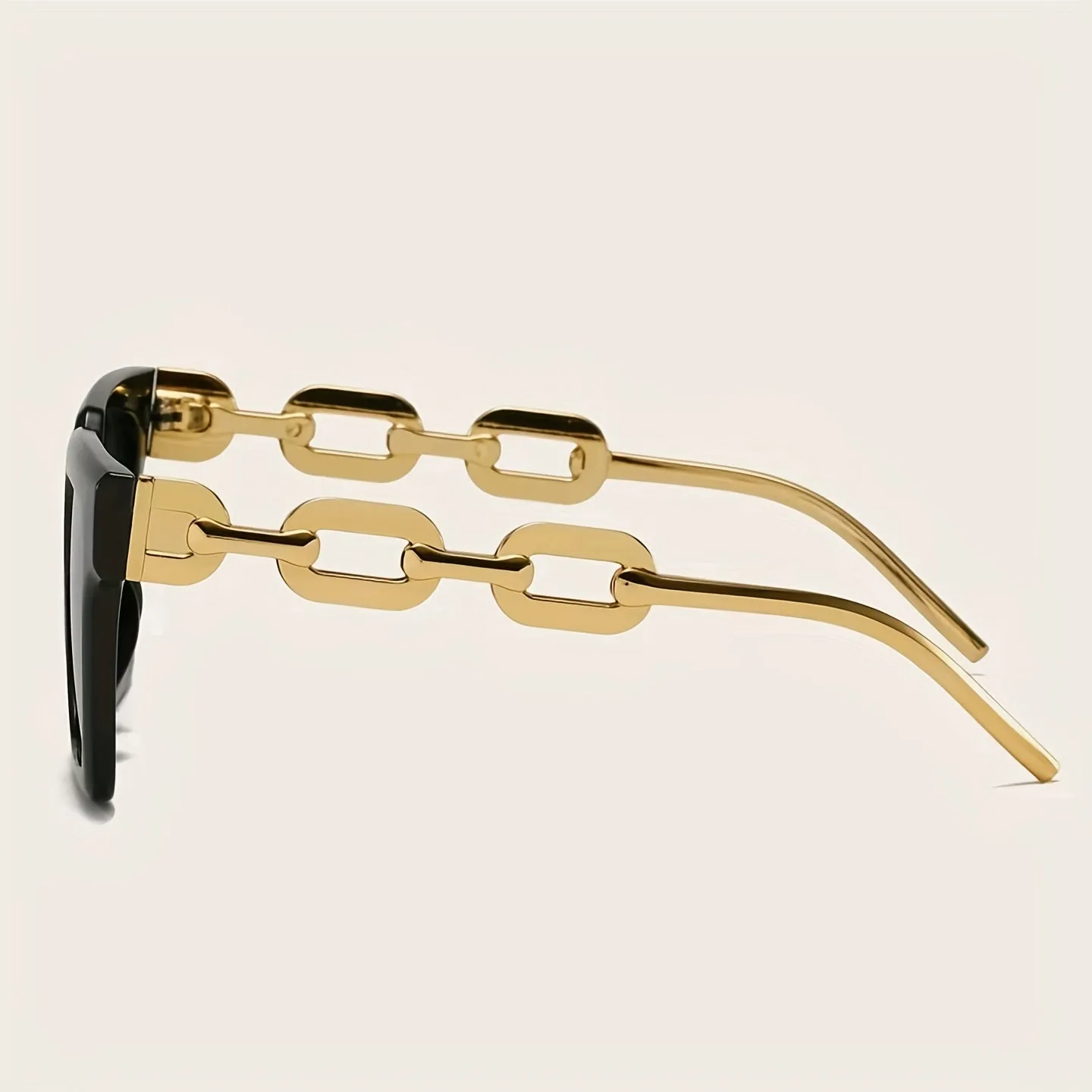 Travelready Vintage UV Square Sunglasses with Chain Shaped Temple