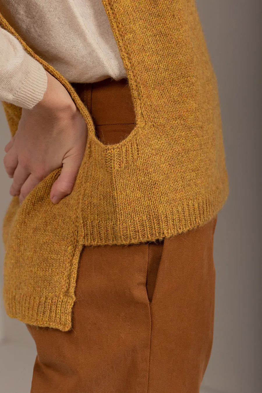 Udda Vest Baby Alpaca Color Oropel